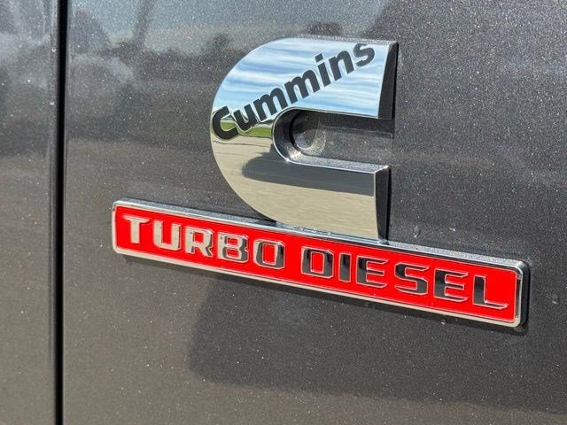 New 2026 Granite Crystal Metallic Clearcoat RAM Big Horn image 38