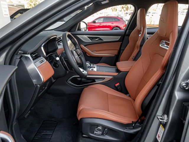 New 2026 Eiger Grey Jaguar P250 R-Dynamic S image 14