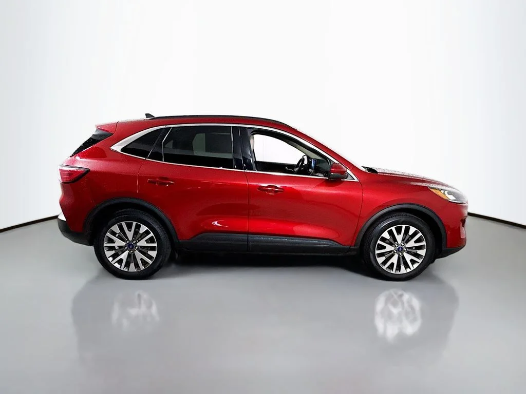Used 2020 Rapid Red Metallic Tinted Clearcoat Ford Titanium image 8