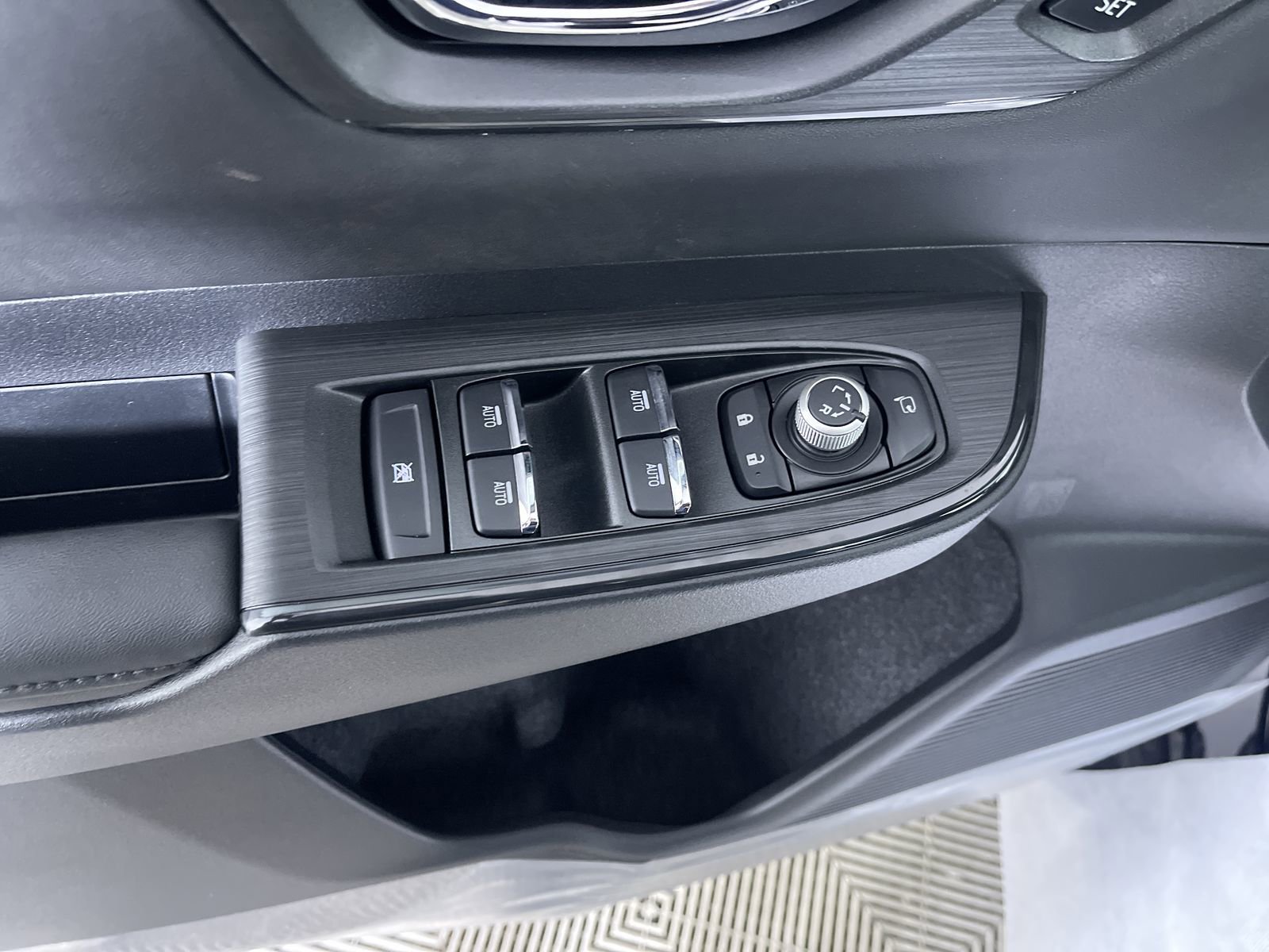 New 2026 CRYSTAL BLACK SILICA Subaru Touring XT image 13