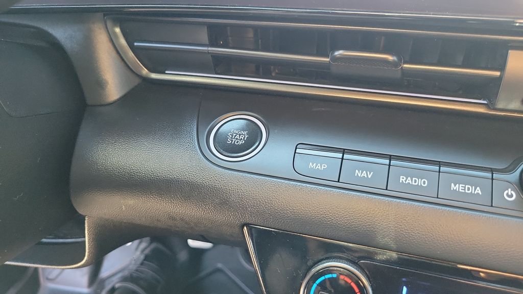 2025 Hyundai Elantra N - Photo 23