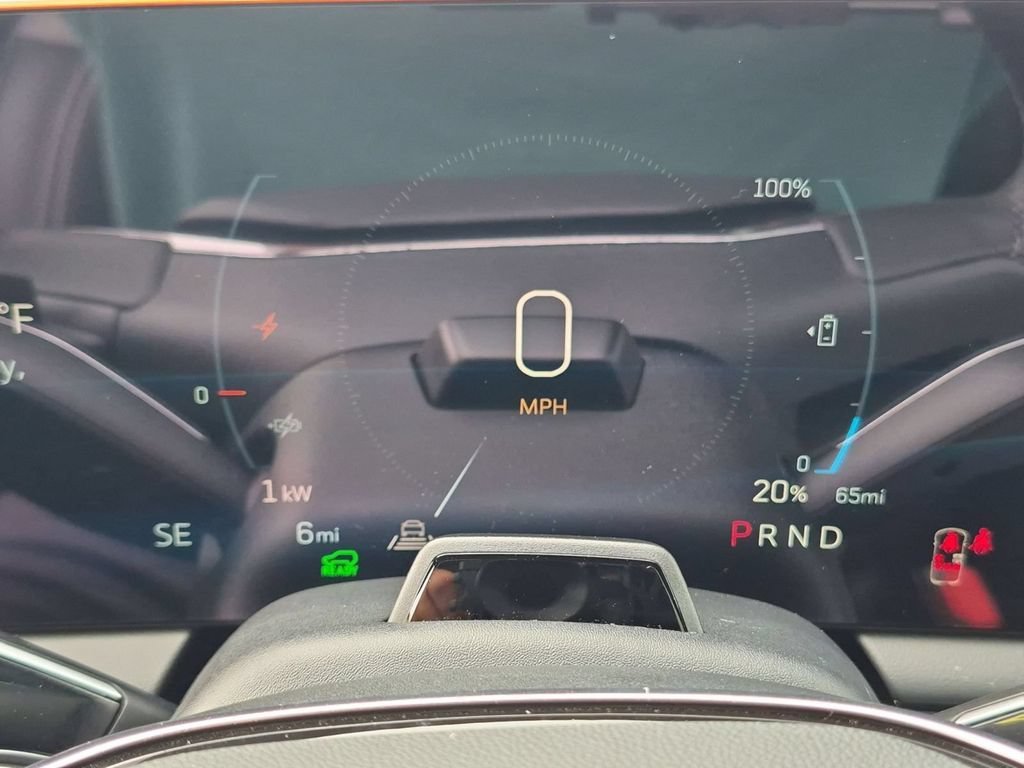 2027 Cadillac OPTIQ Luxury - Photo 11