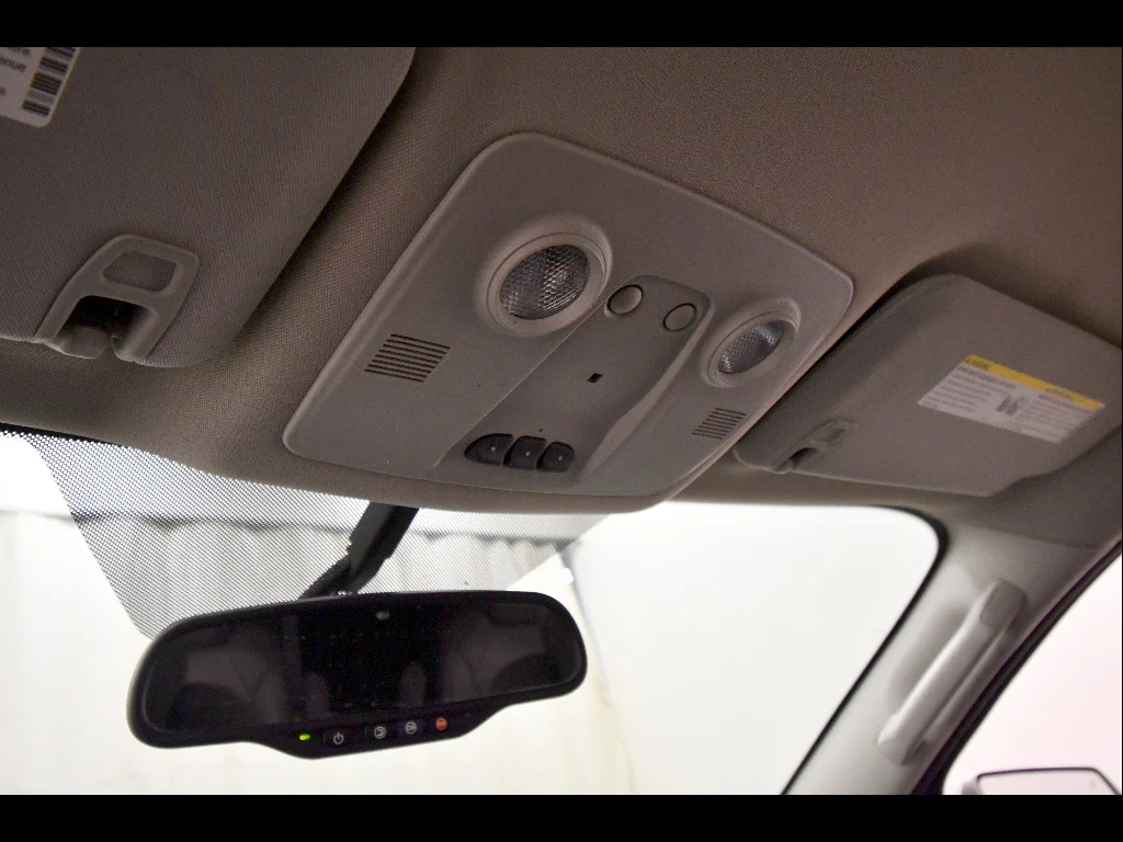 2015 Chevrolet Traverse 2LT - Photo 27