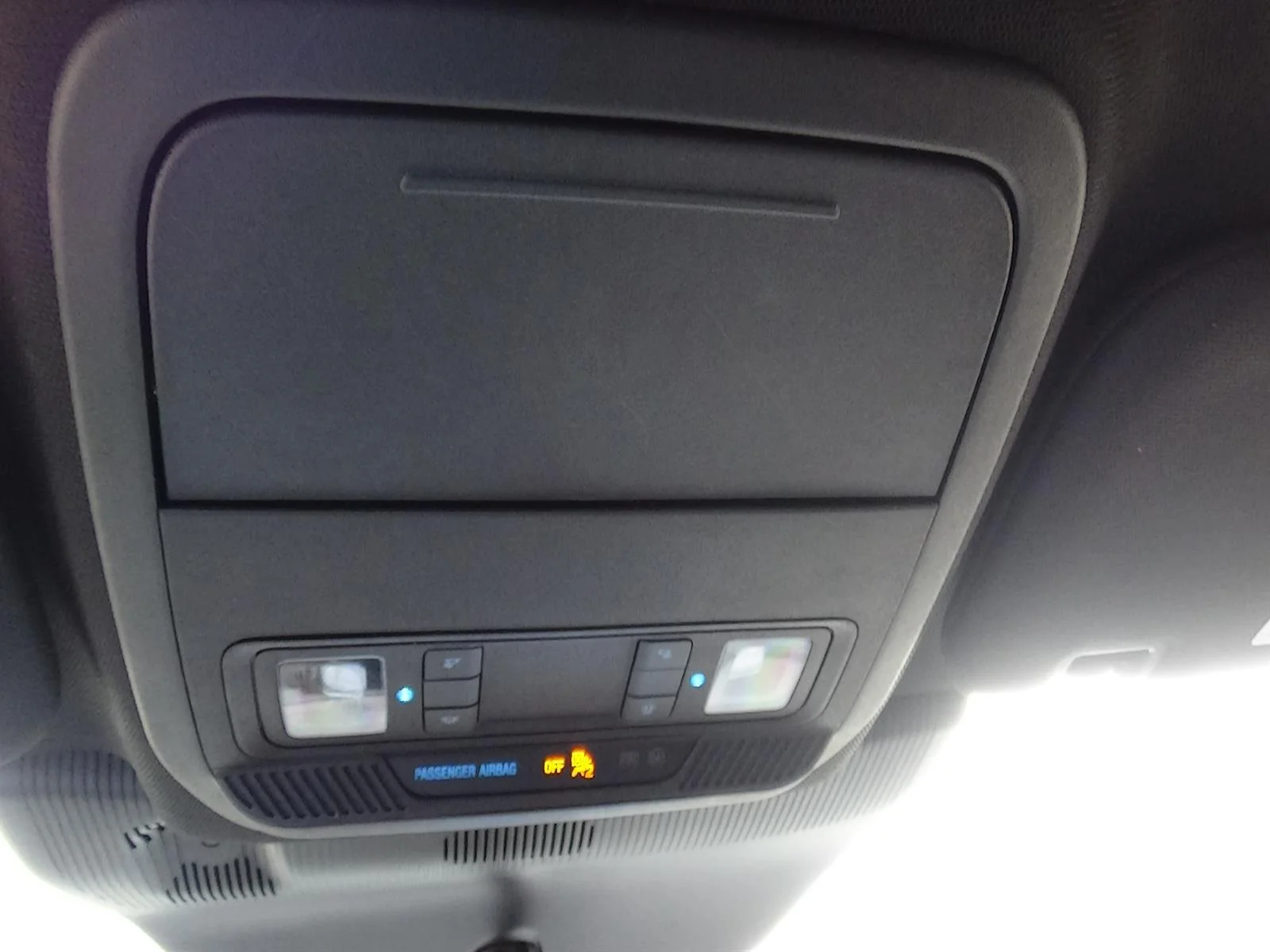 Used 2025 Agate Black (um) Ford ST-Line image 27