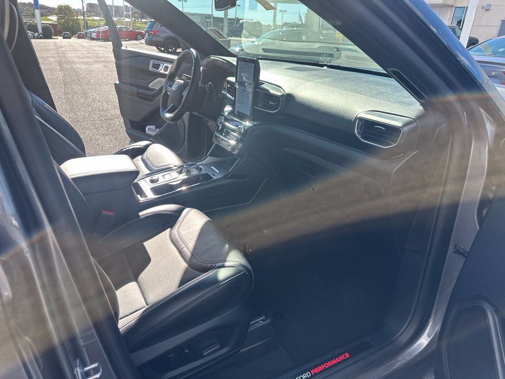 Used 2021 Gray Ford ST image 13
