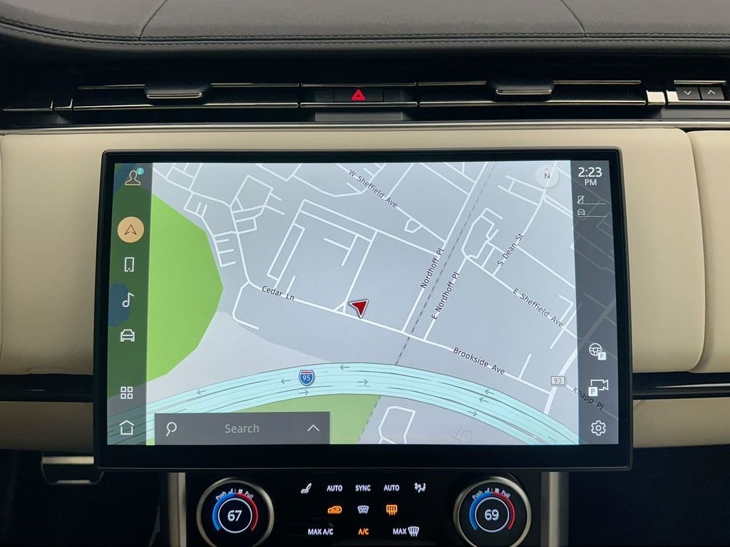 Used 2023 Batumi Gold Premium Metallic Land Rover SE image 30