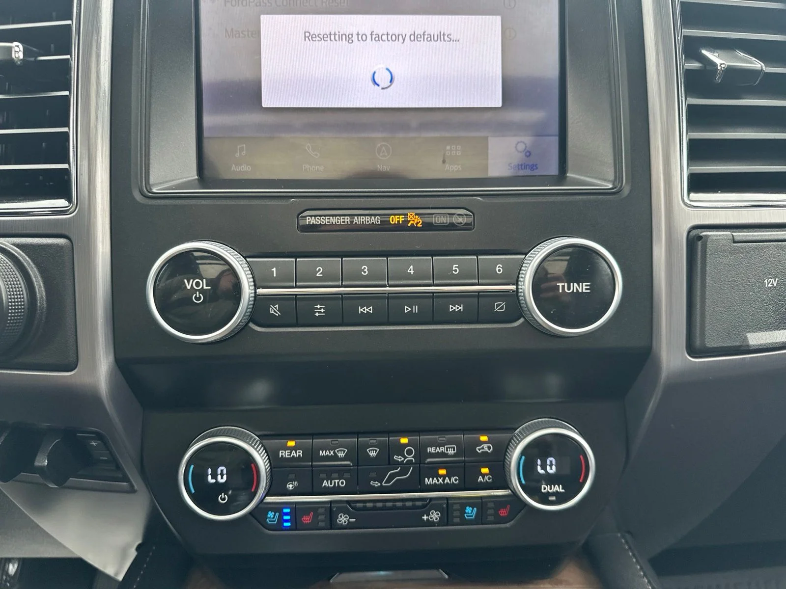 Used 2021 Brown Ford Platinum image 72