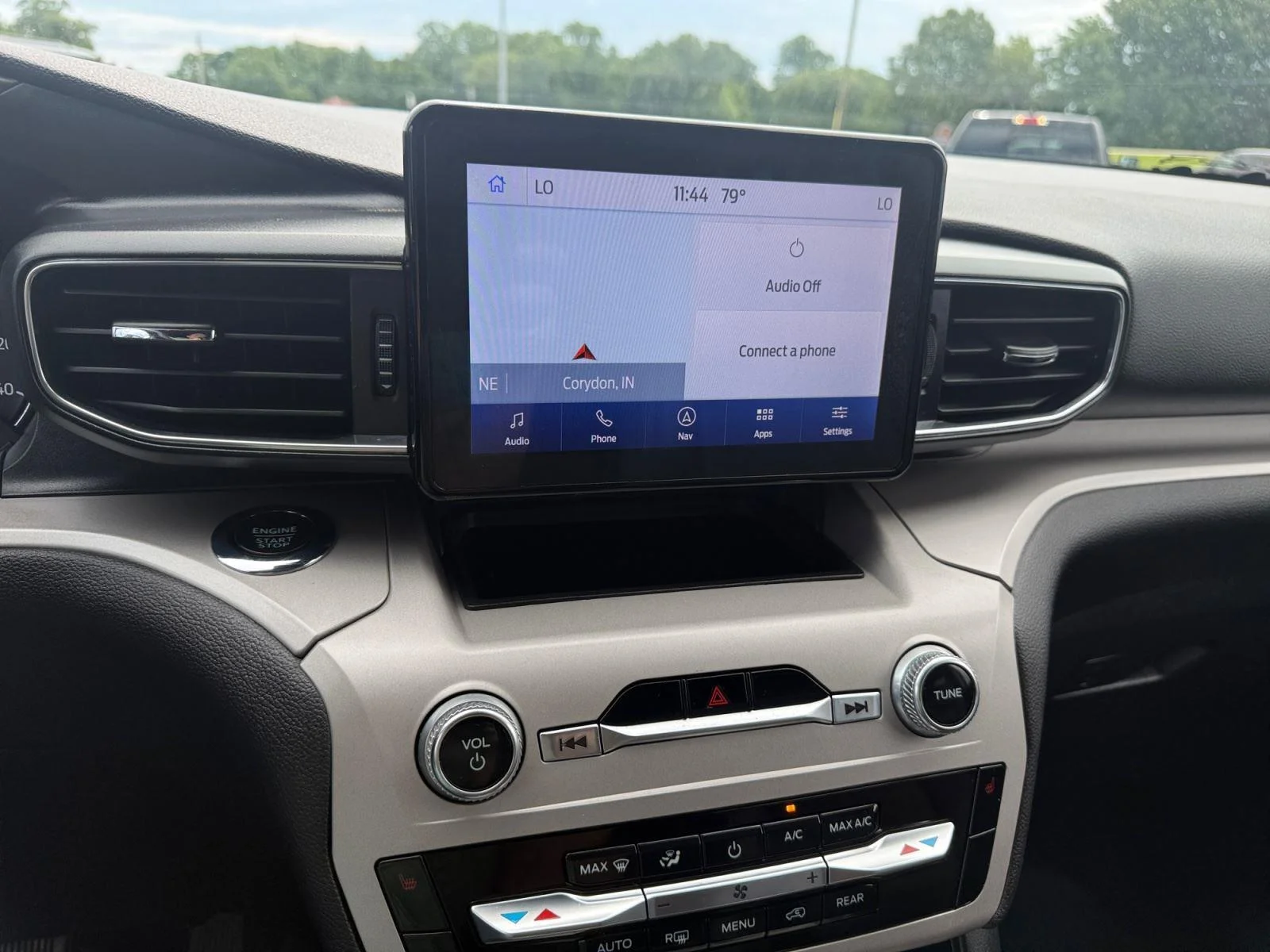 Used 2023 Iconic Silver Ford XLT image 19