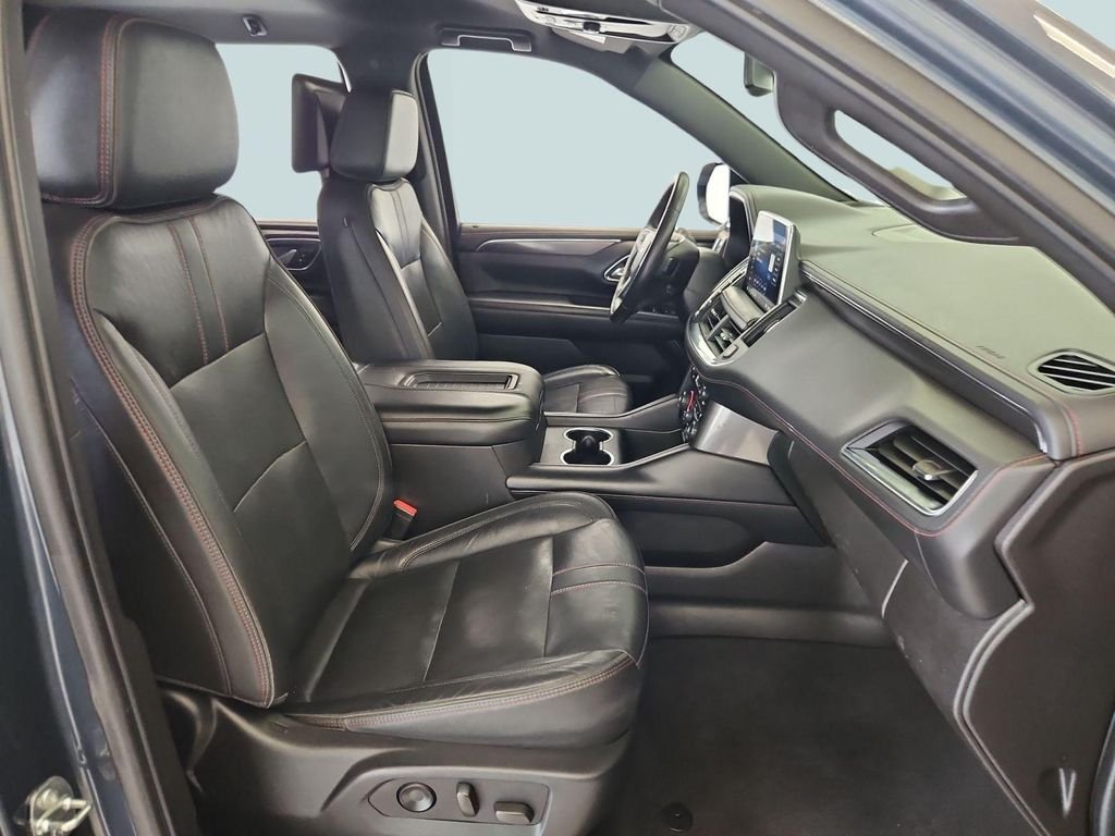 Used 2021 Gray Chevrolet RST image 28