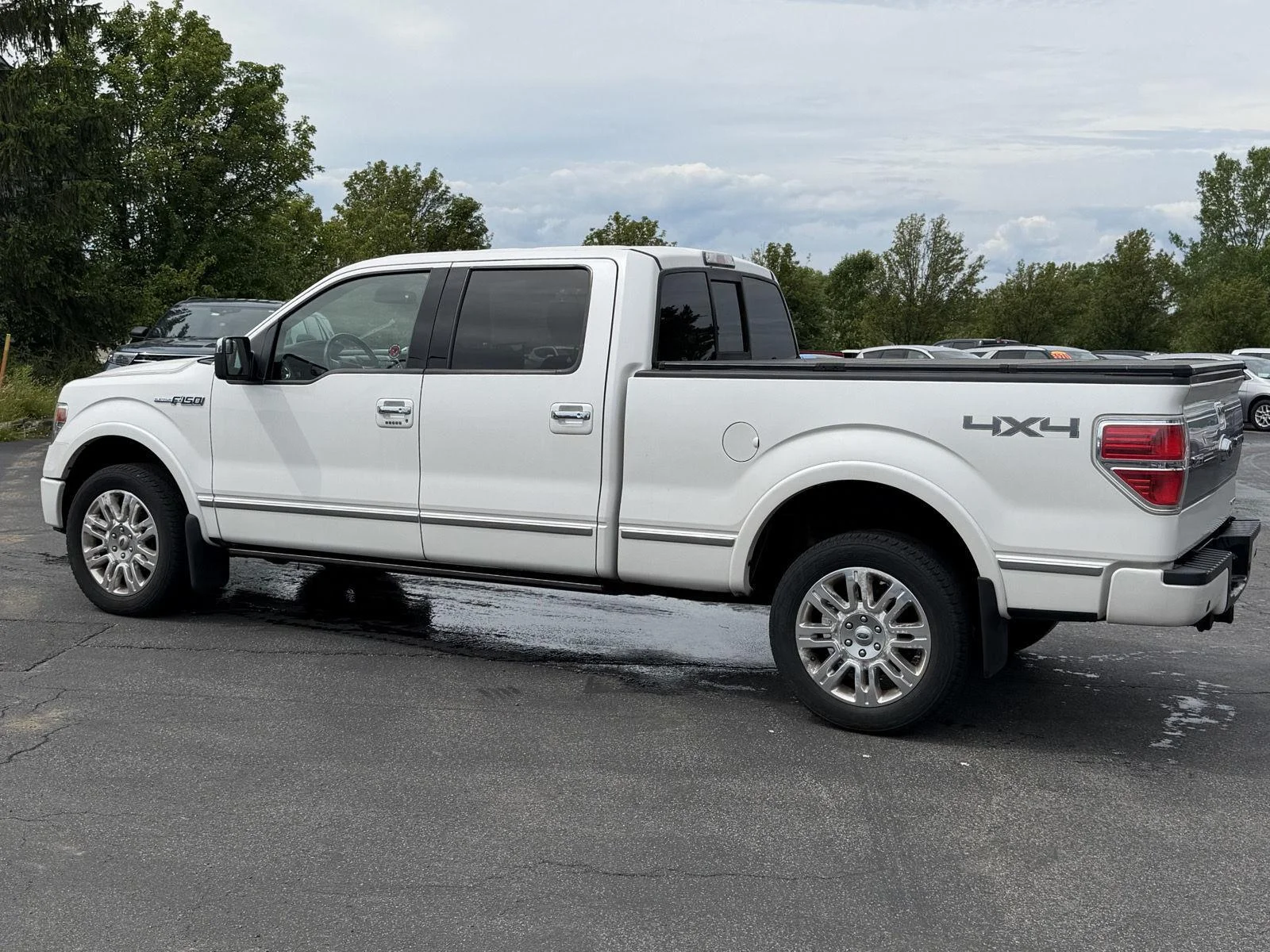 Used 2014 White Platinum Metallic Tri-Coat Ford  image 6