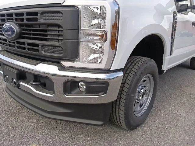New 2026 Oxford White Ford F-250® XL image 9