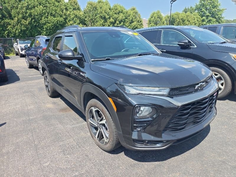 Used 2023 Black Chevrolet RS image 3