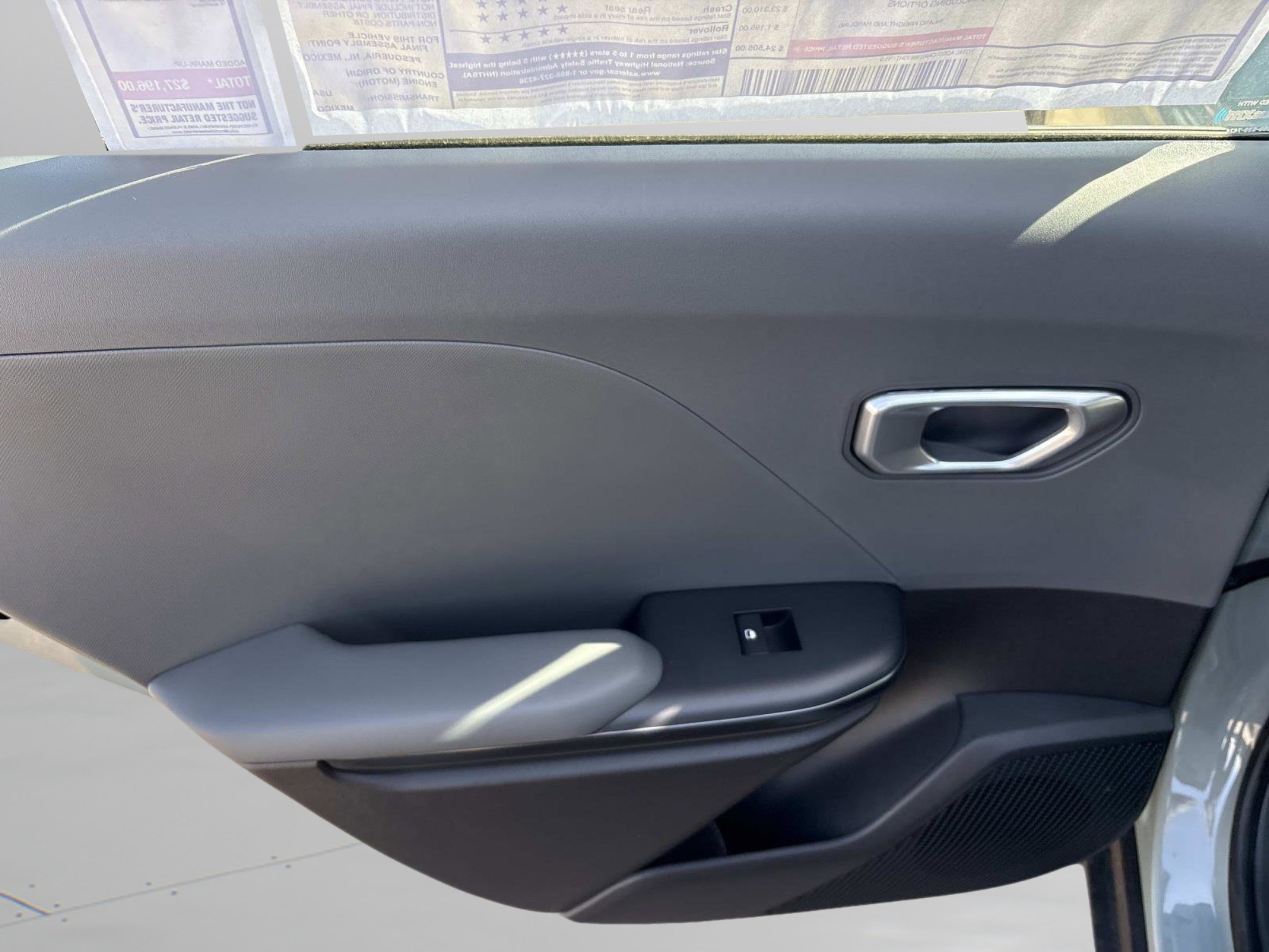 2025 Kia K4 LXS - Photo 27