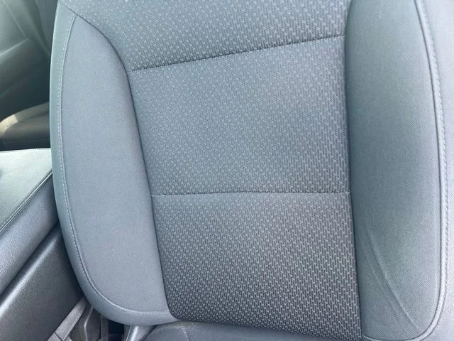 Used 2021  GMC Base image 34
