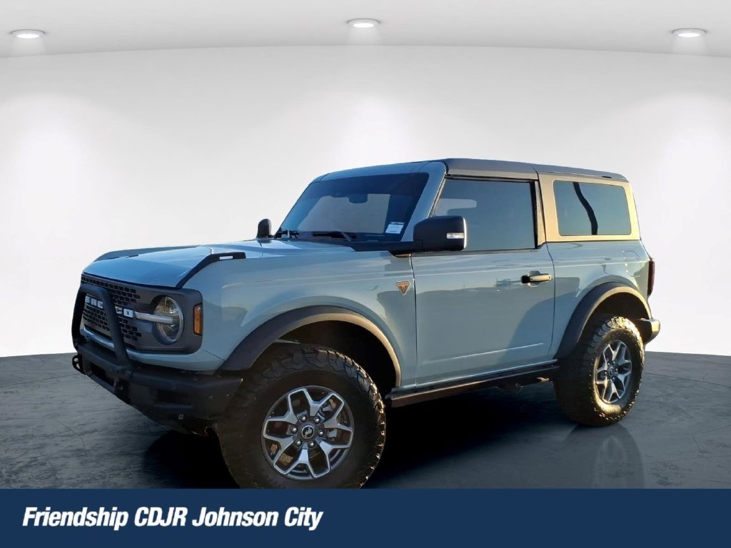Used 2024 Green Ford Badlands image 1