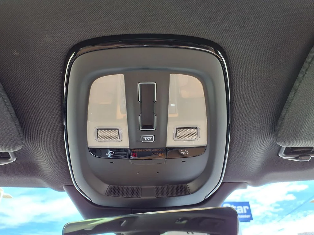 Certified Used 2024 Blue Volvo Ultimate image 27