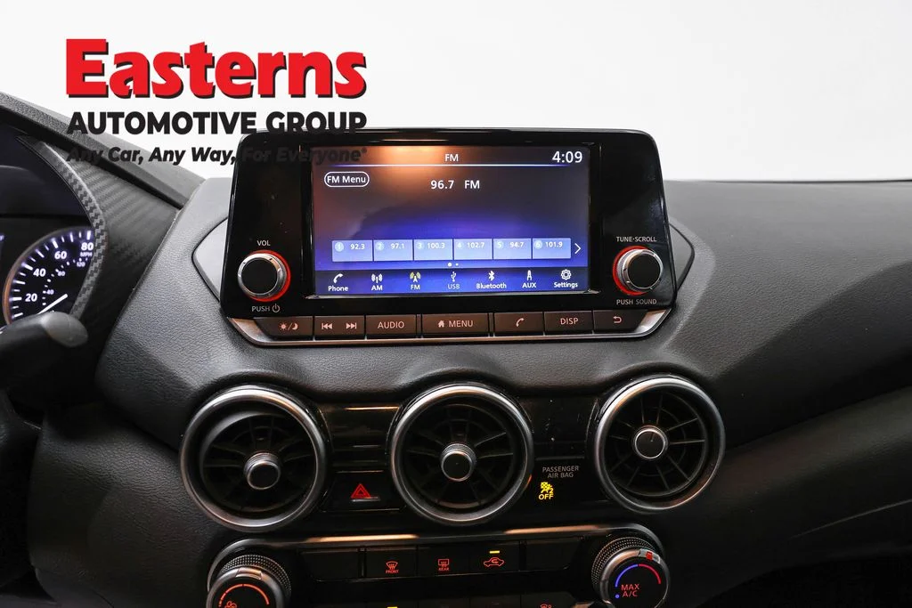 Used 2023 Gray Nissan S image 11