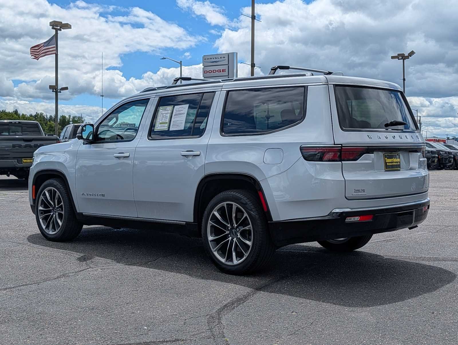 Used 2023 Silver Zynith Jeep Series III image 5