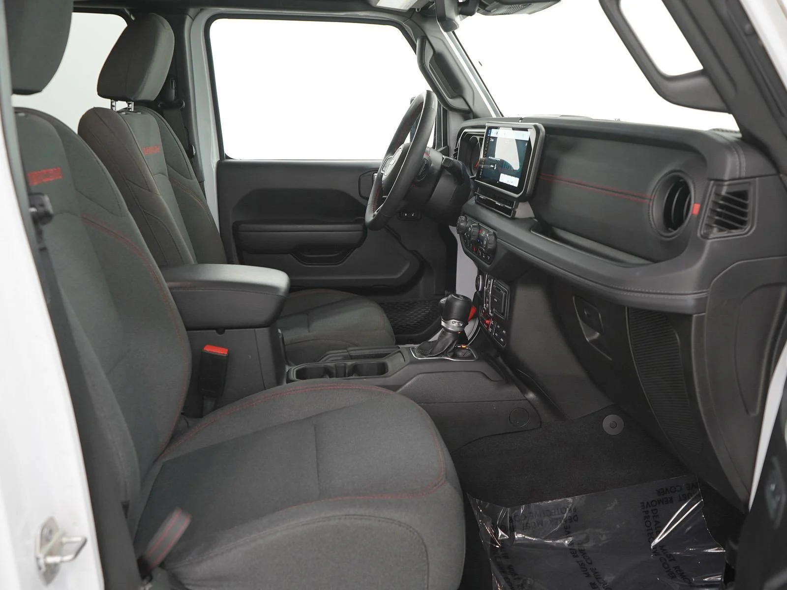 Used 2024 Bright White Clearcoat Jeep Rubicon image 12