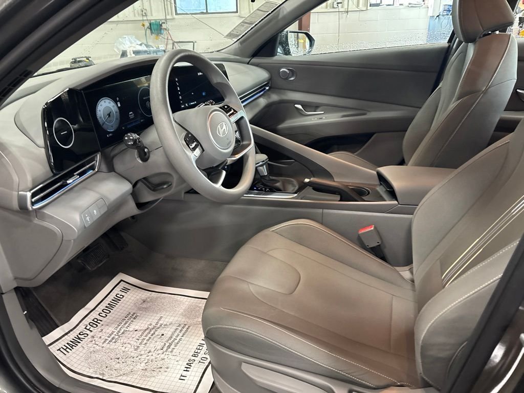 Certified Used 2024 Gray Hyundai SEL image 9