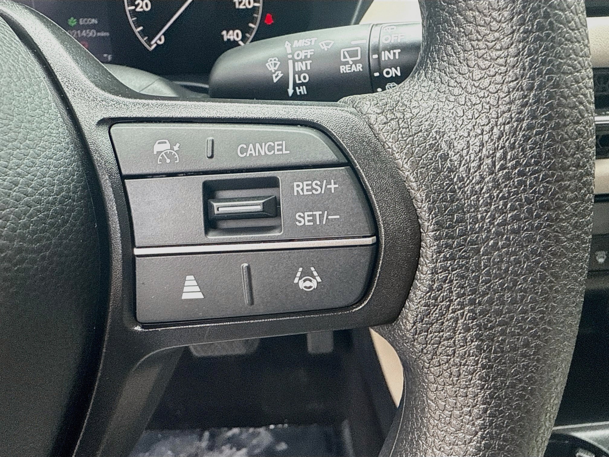 Used 2025 Urban Gray Pearl Honda LX image 36