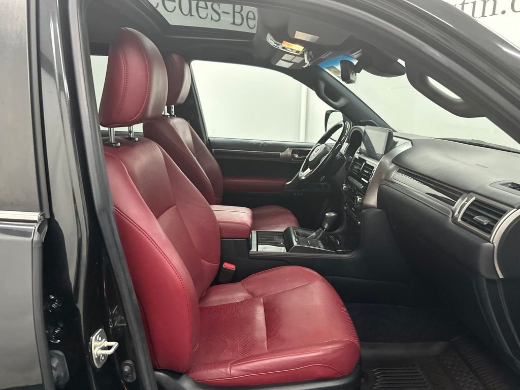 Used 2022 Black Lexus 460 Luxury image 28