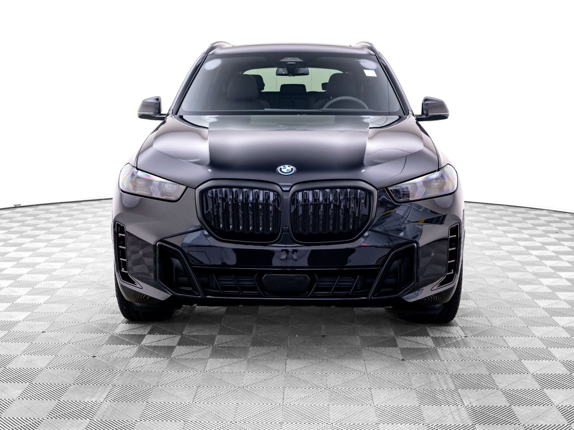New 2026 Black Sapphire Metallic BMW xDrive50e image 10