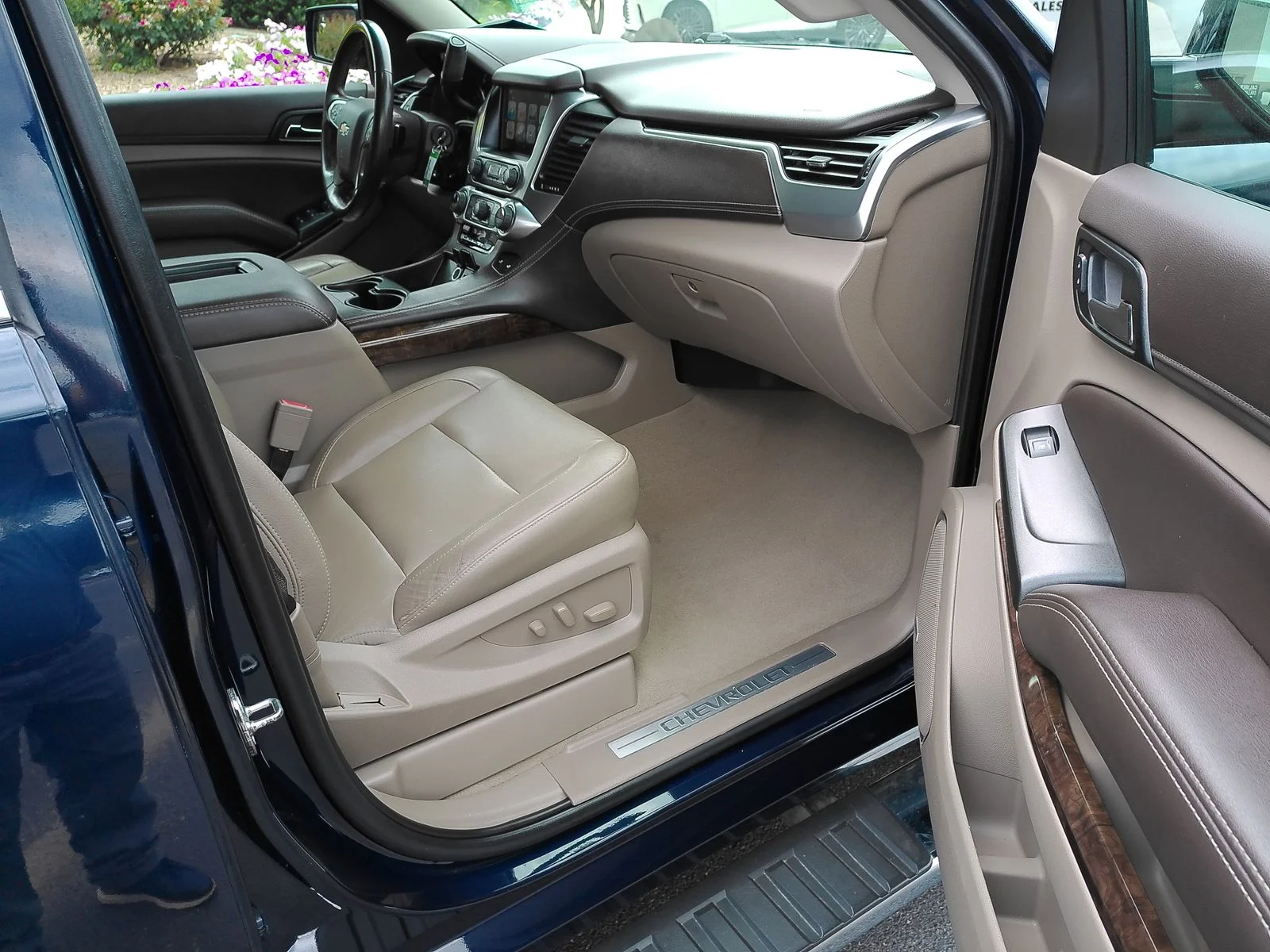 Used 2019 Blue Chevrolet LT image 36
