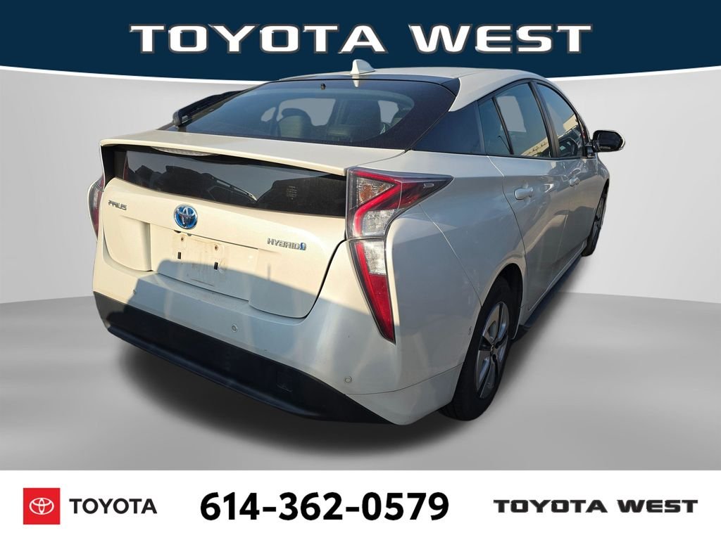 Used 2017 White Toyota Four image 8