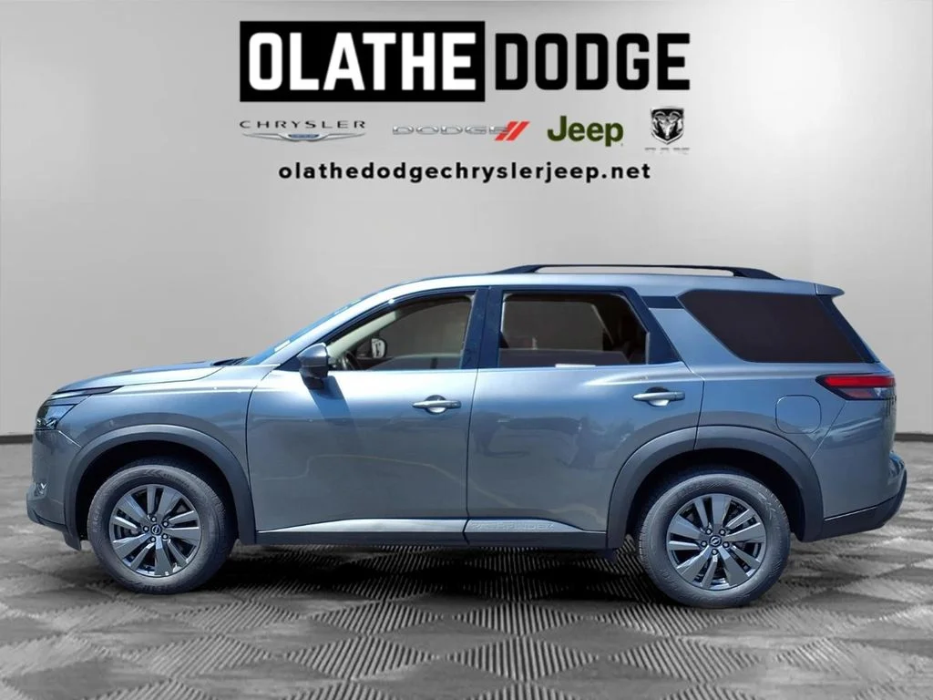 Used 2024 Gray Nissan SV image 21