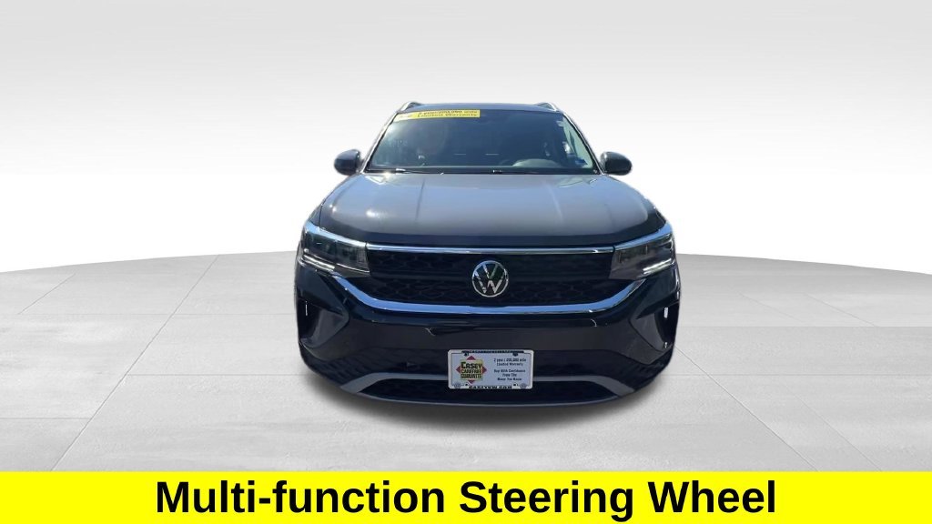Certified Used 2023 Pure Gray Volkswagen 1.5T SE image 7