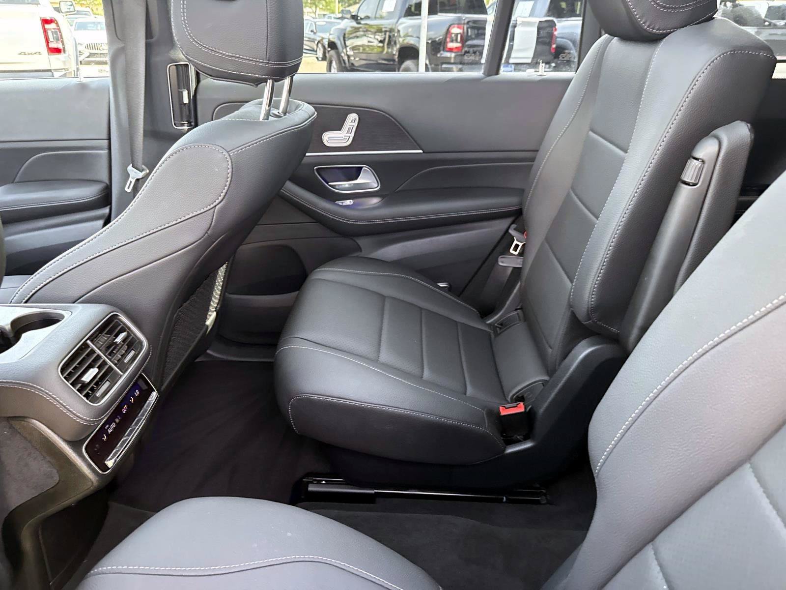 Certified Used 2025 Selenite Gray Metallic Mercedes-Benz 450 image 15