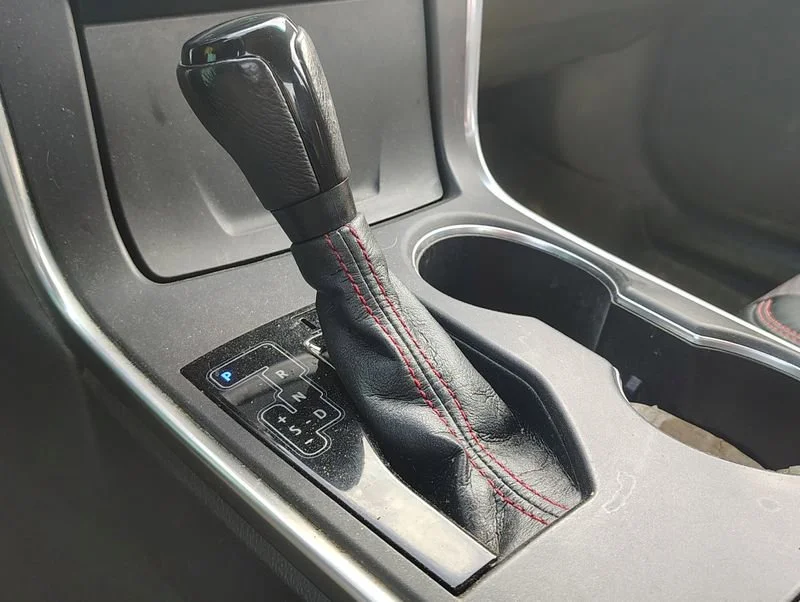 Used 2017 Gray Toyota SE image 19