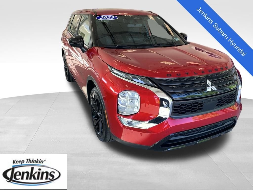 2023 Mitsubishi Outlander SE Black Edition S-AWC's photo