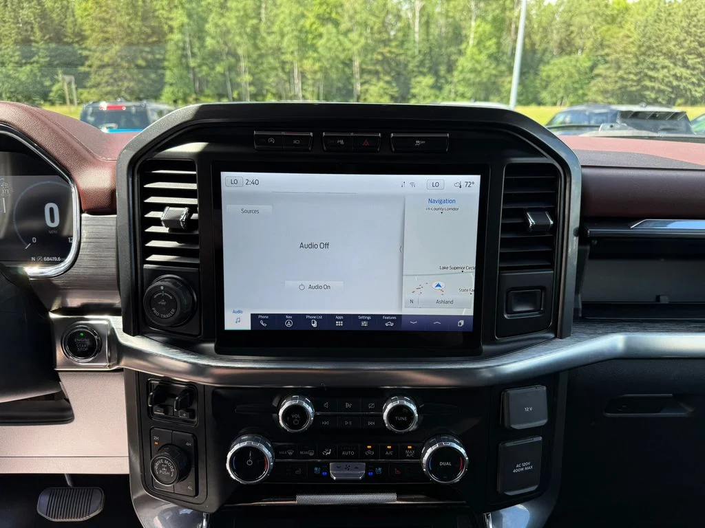 Used 2023 Black Ford Lariat image 25