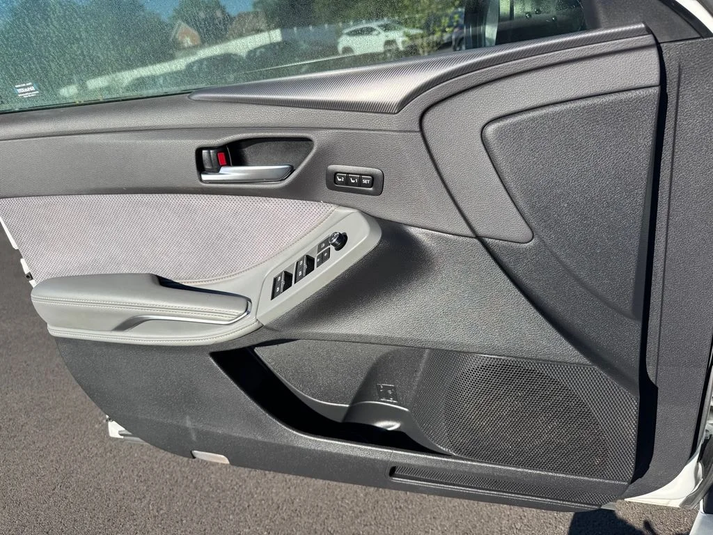 Used 2019 Beige Toyota Touring image 18