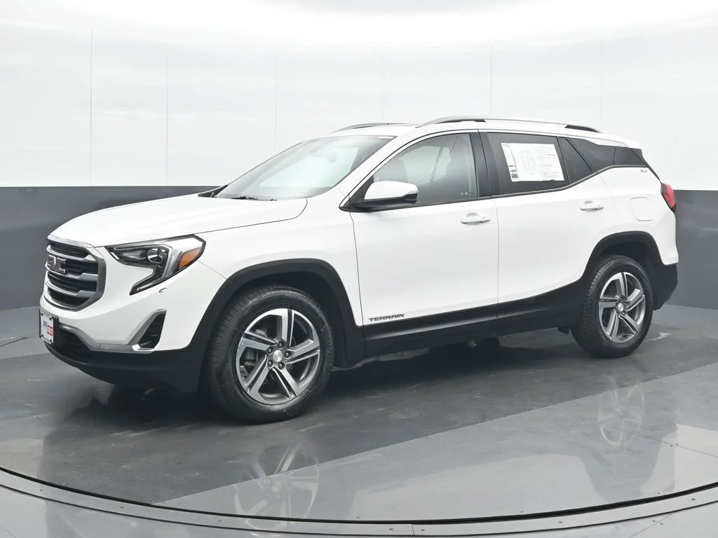 Used 2021 White GMC SLT image 2