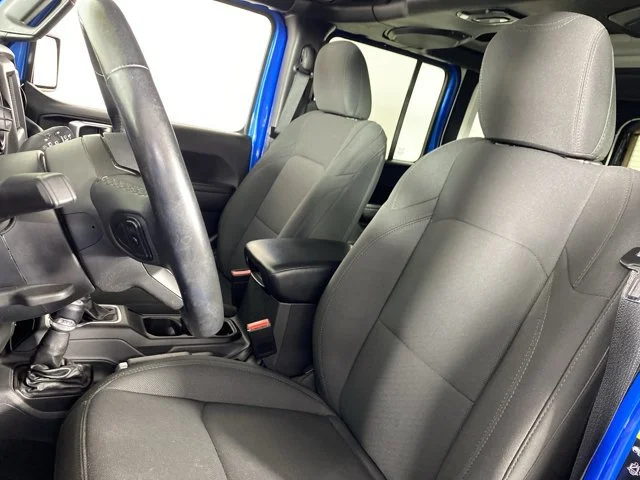 Used 2022 Blue Jeep Unlimited Sport Altitude image 17