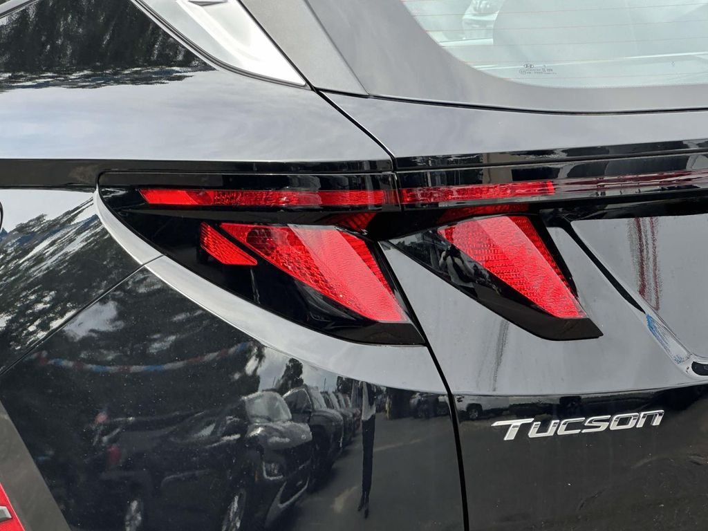 2024 Hyundai Tucson SE - Photo 12