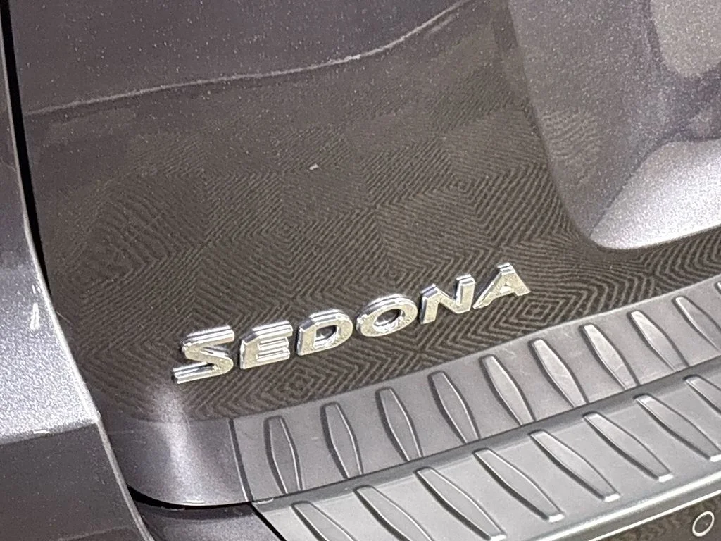 Used 2020 Gray Kia EX image 22
