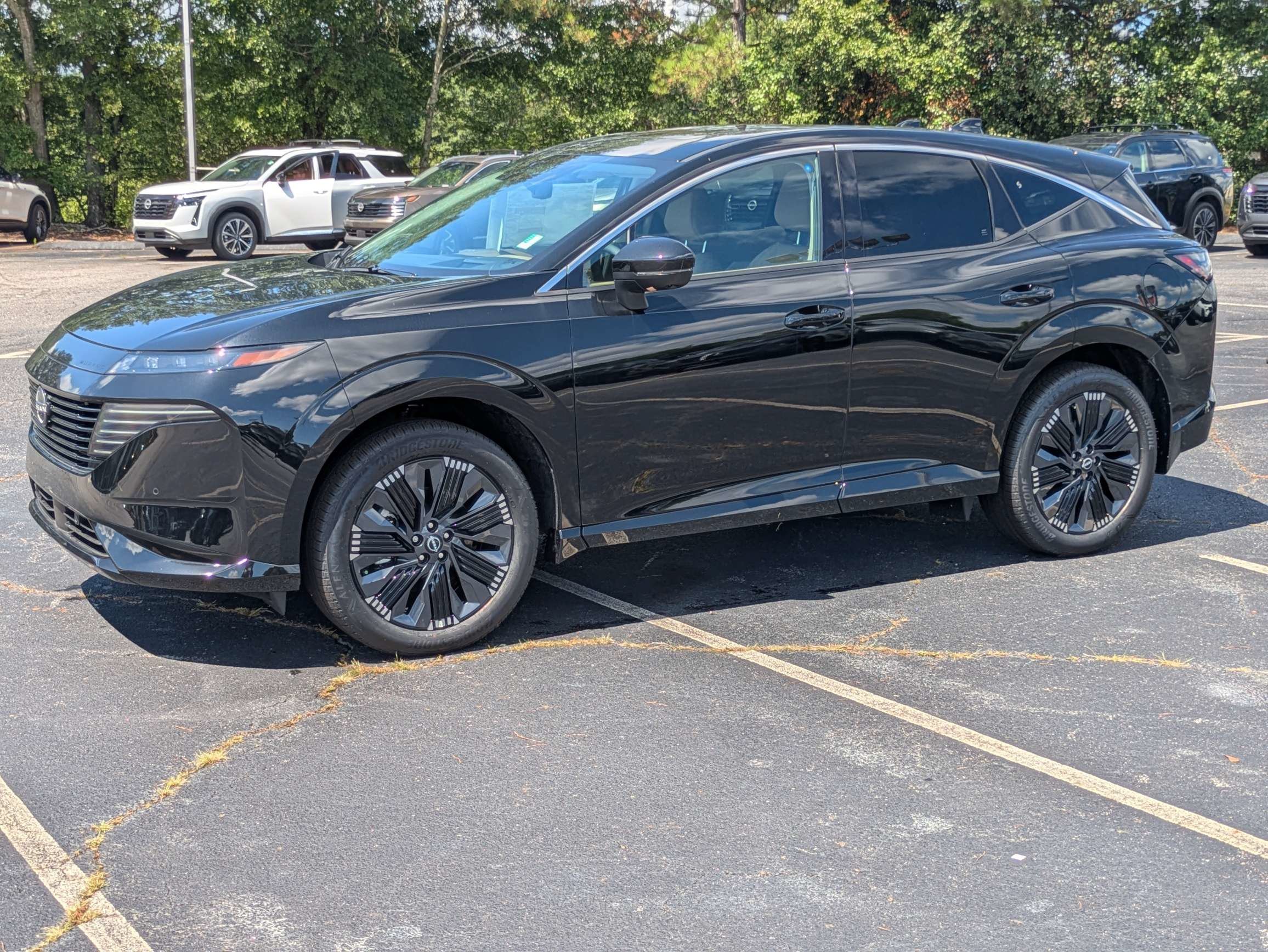 New 2026 Black Nissan Platinum image 4