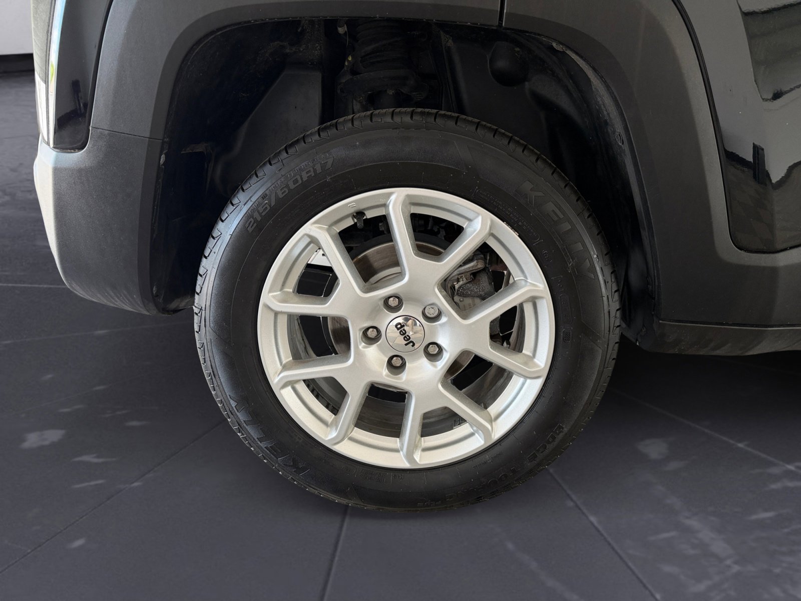 Certified Used 2023 Black Clearcoat Jeep Latitude image 43