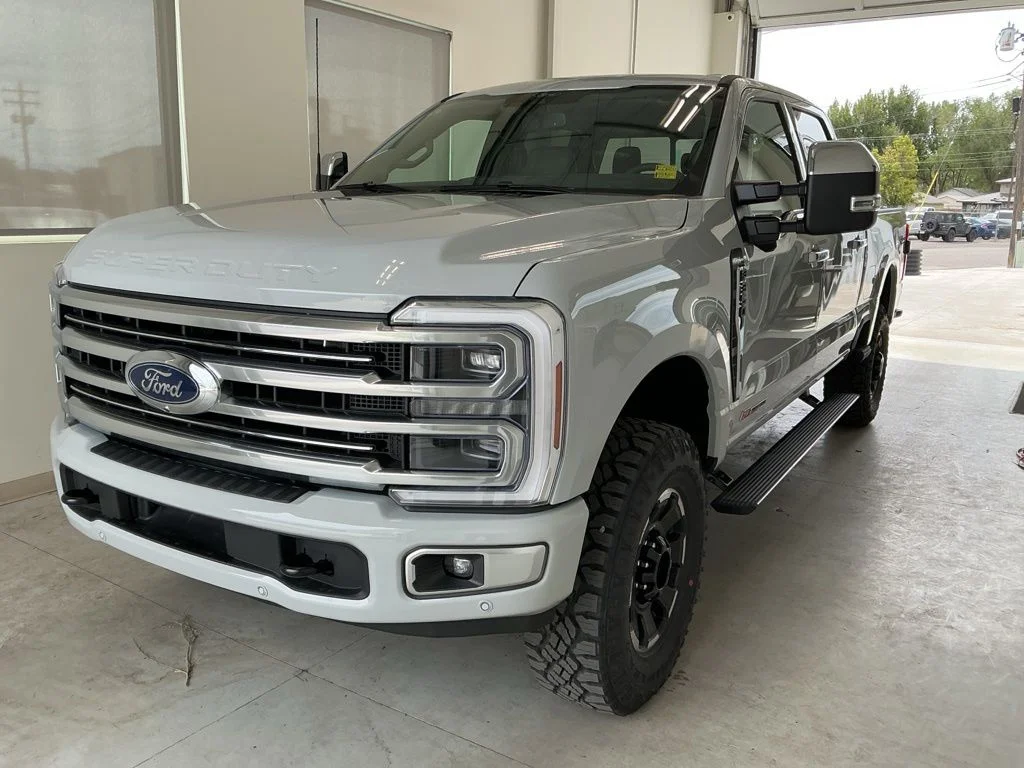 New 2026 Avalanche Ford F-350® Platinum® image 3