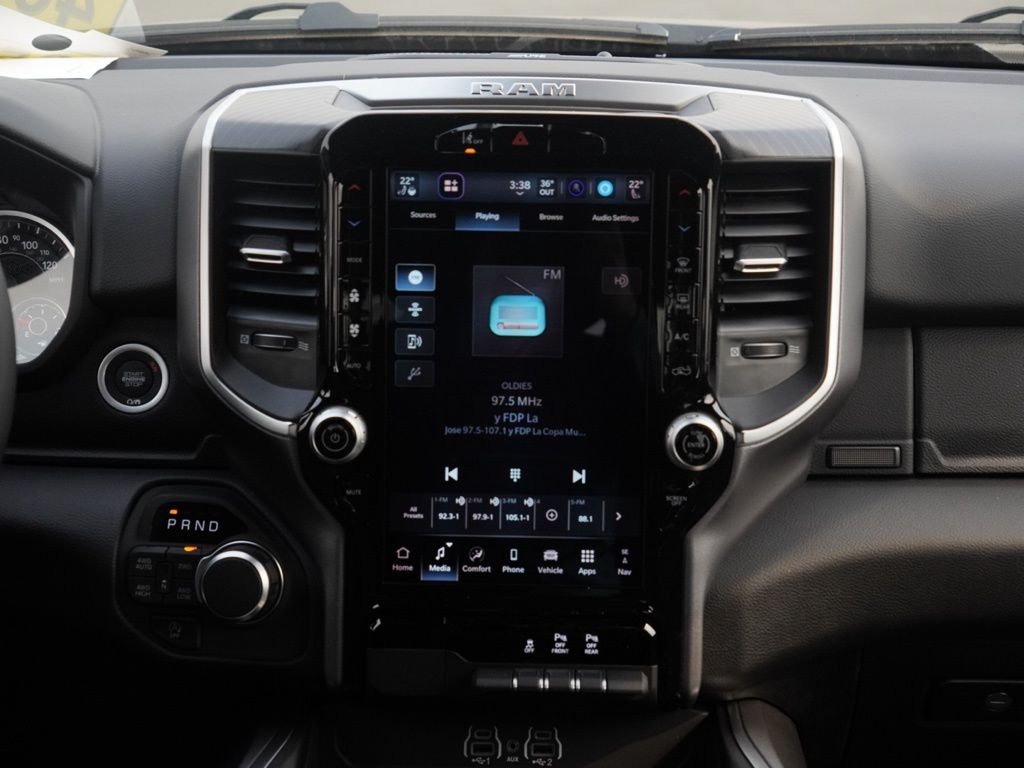 New 2026 Granite Crystal Metallic Clear-Coat Exterior Paint RAM Big Horn/Lone Star image 25