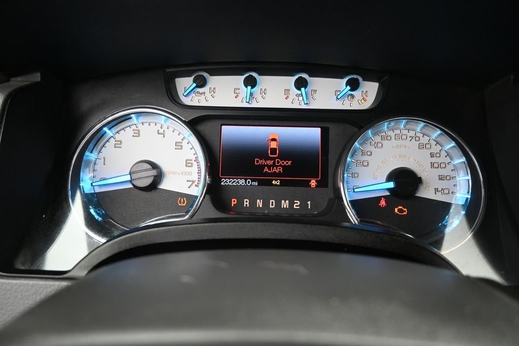 Used 2013  Ford XLT image 14