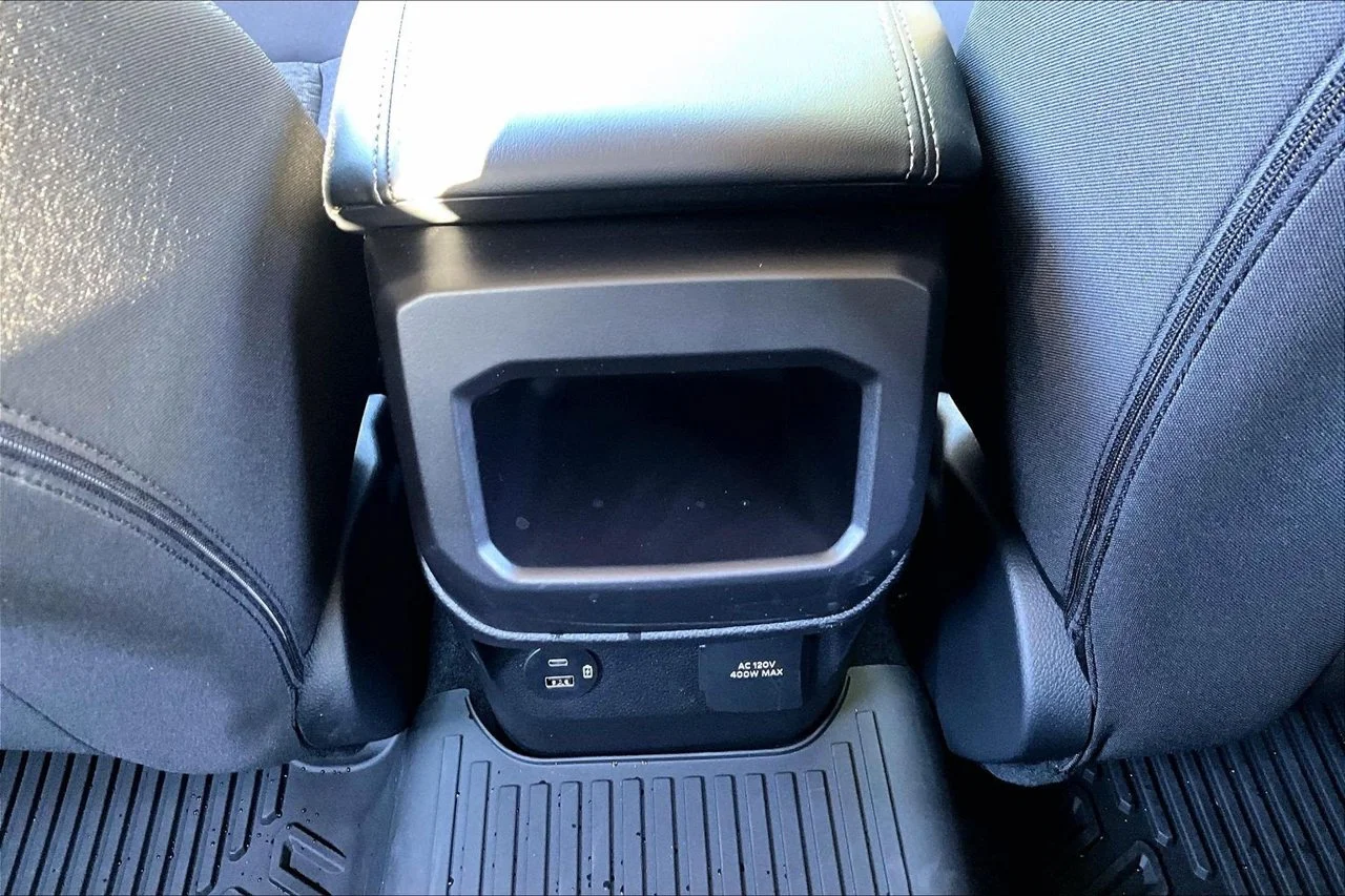 Used 2026 Gray Ford XLT image 15