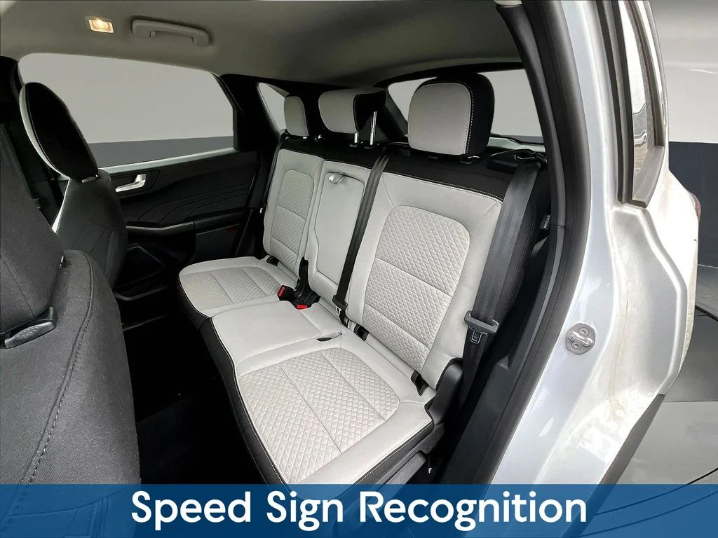 Used 2023 White Ford Active image 26
