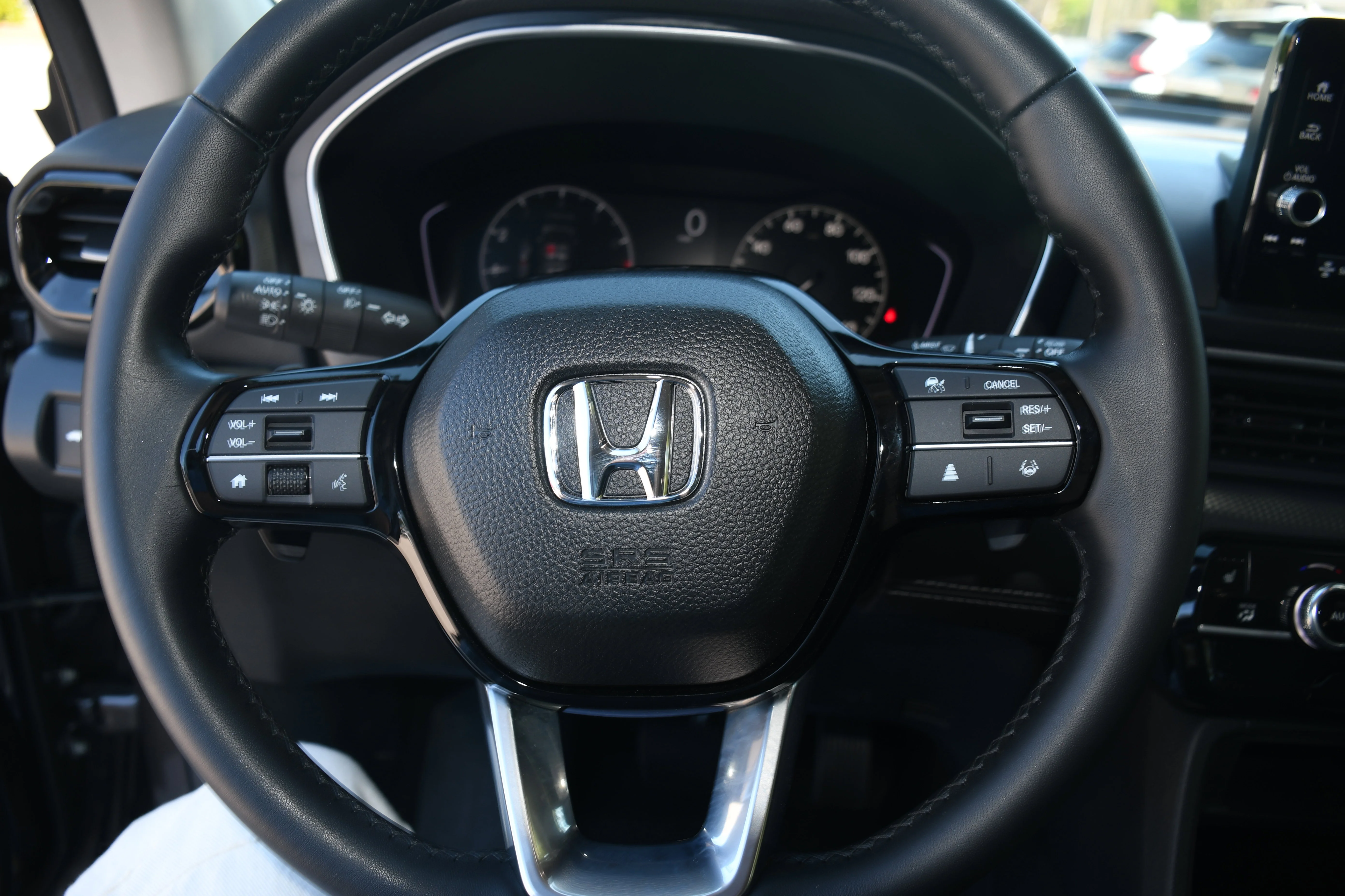 2025 Honda Pilot EX-L - Photo 13