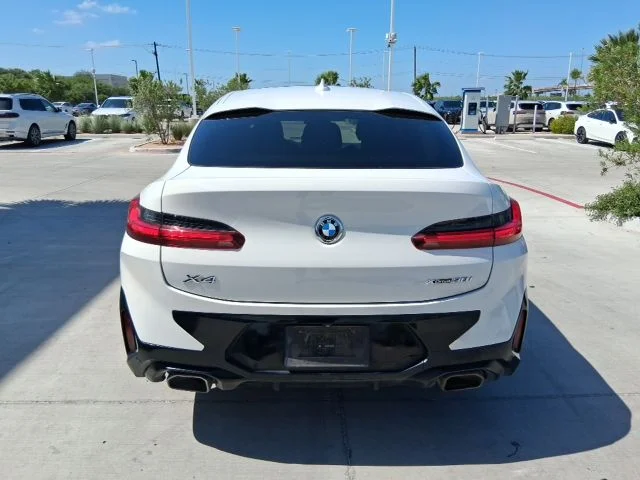 Used 2024 White BMW xDrive30i image 5