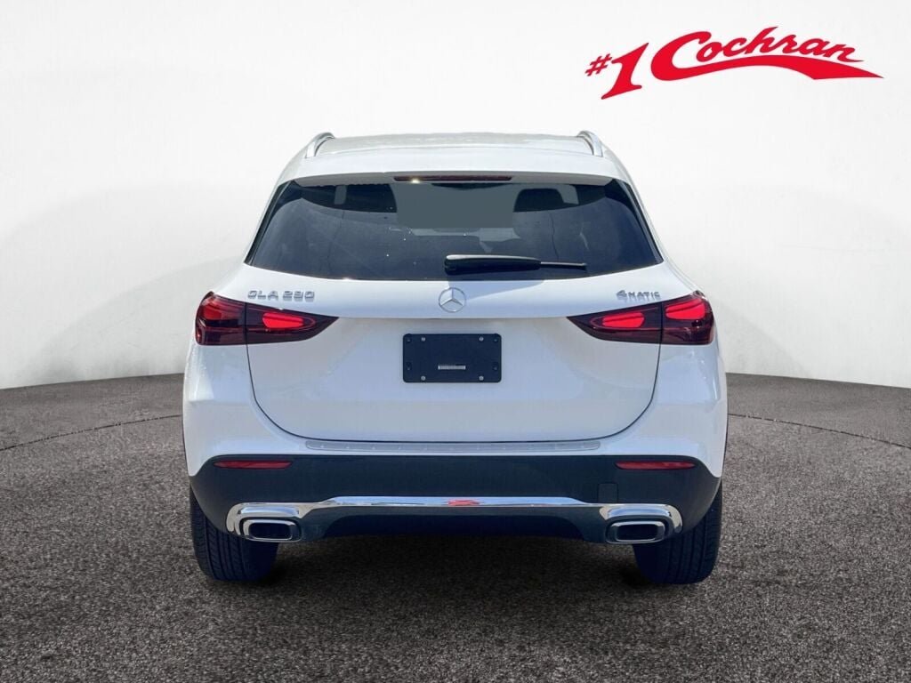 New 2026 Polar White Mercedes-Benz GLA 250 image 8